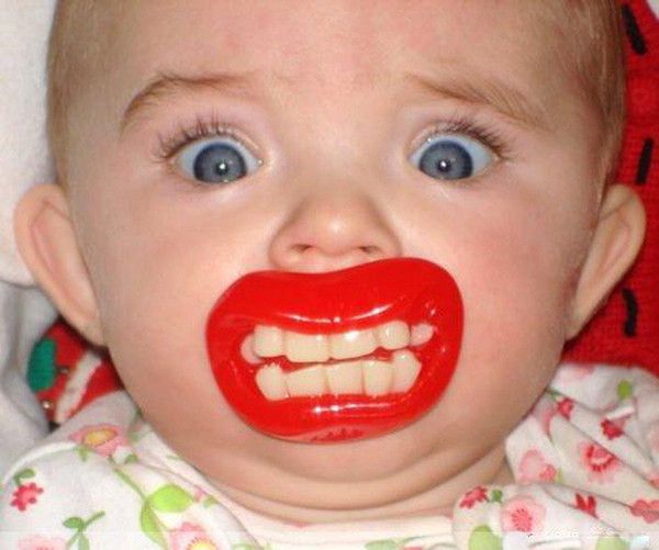 Desain empeng bayi yang nyeleneh dan bikin ngakak